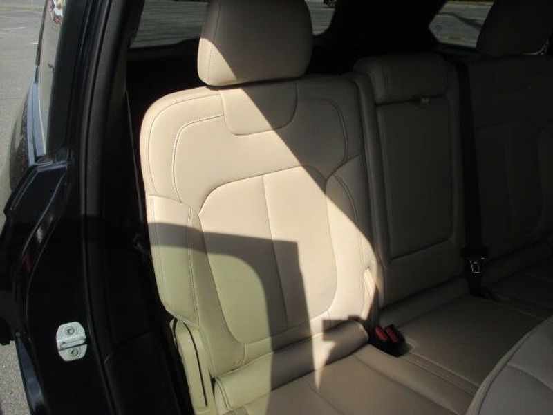 Used 2024 Jeep Grand Cherokee LimitedImage 27