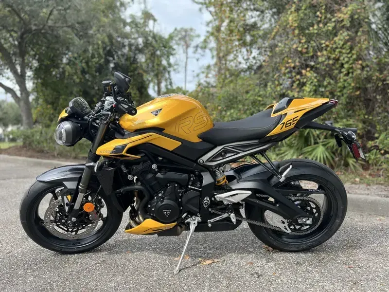 2025 Triumph Street Triple 765 RS
