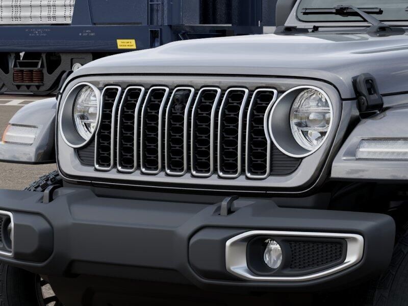 New 2026 Jeep Wrangler SaharaImage 7