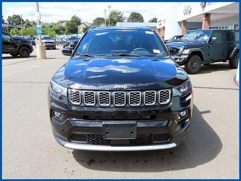New 2025 Jeep Compass LimitedImage 3