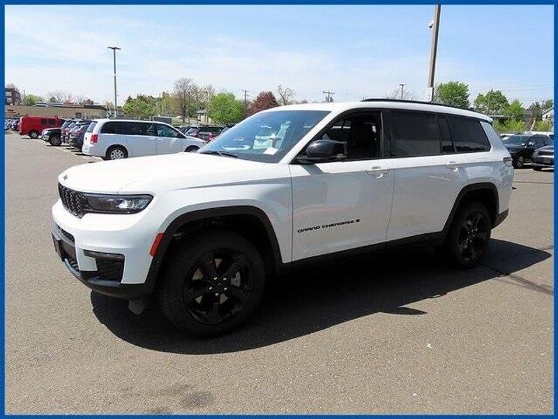 2025 Jeep Grand Cherokee LimitedImage 1