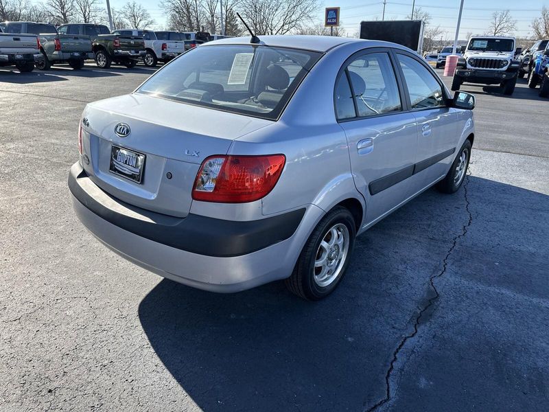 2006 Kia Rio LXImage 5