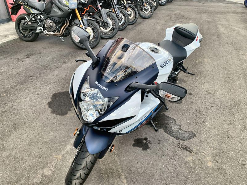 Used 2023 Suzuki GSX-R600 CA Image 19
