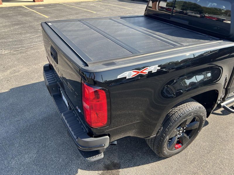 2022 Chevrolet Colorado LT photo 41