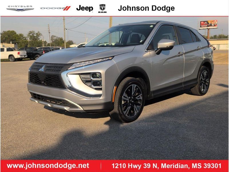 Used 2024 Mitsubishi Eclipse Cross Image 1