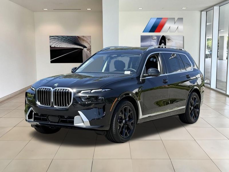 2025 BMW X7 xDrive40iImage 2