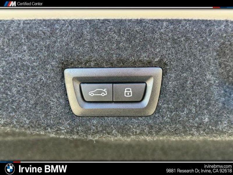 Used 2025 BMW 5 Series 530iImage 17