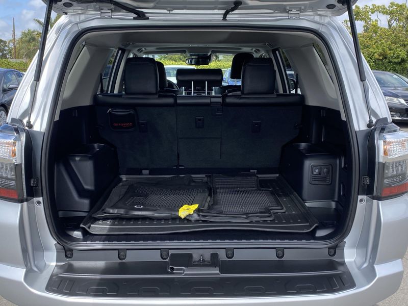 2022 Toyota 4Runner SR5 PremiumImage 15