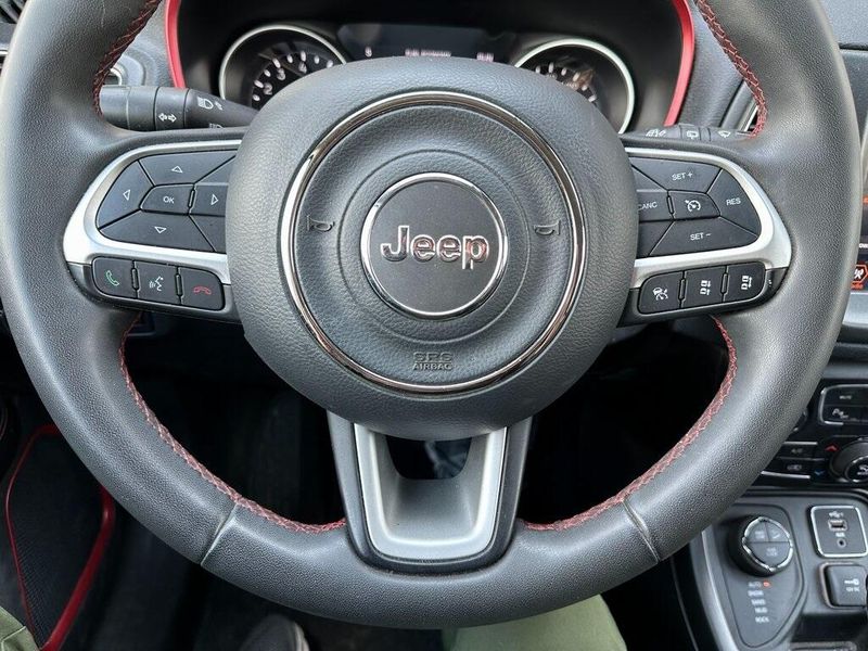 2021 Jeep Compass TrailhawkImage 3
