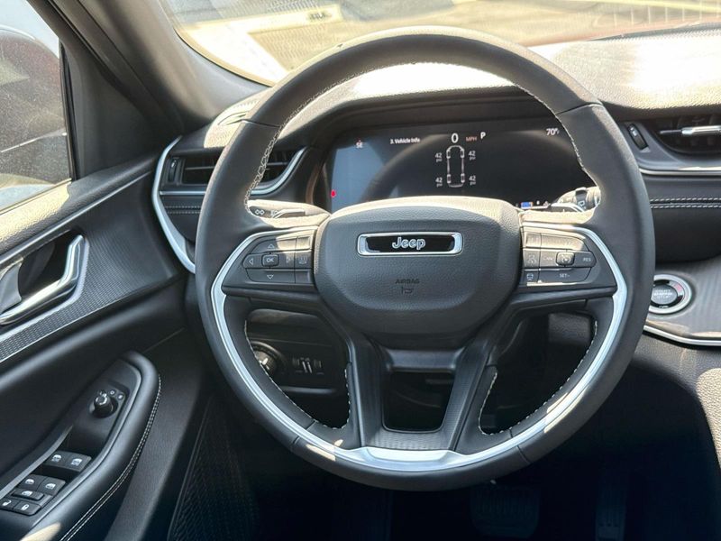 New 2026 Jeep Grand Cherokee L Laredo X 4x2