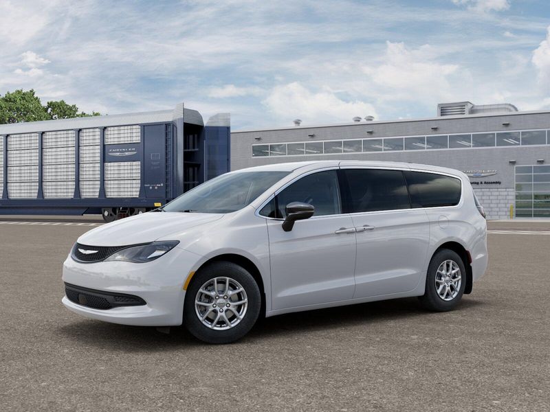 New 2026 Chrysler Voyager LxImage 22