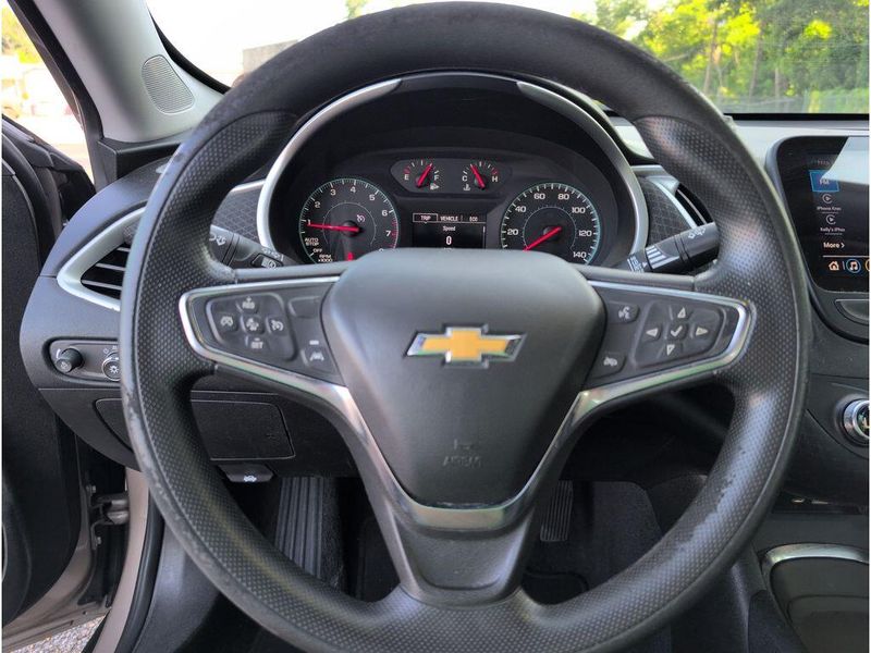 Used 2024 Chevrolet Malibu LTImage 20