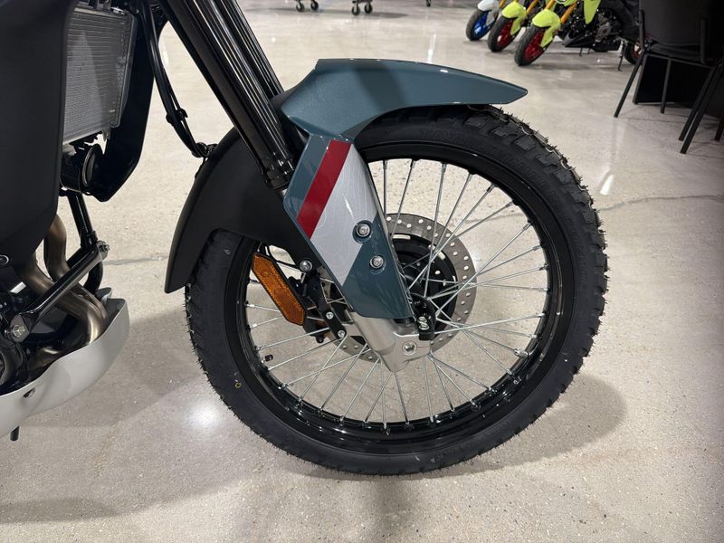 New 2026 Kawasaki KLE500 SE ABS Image 19