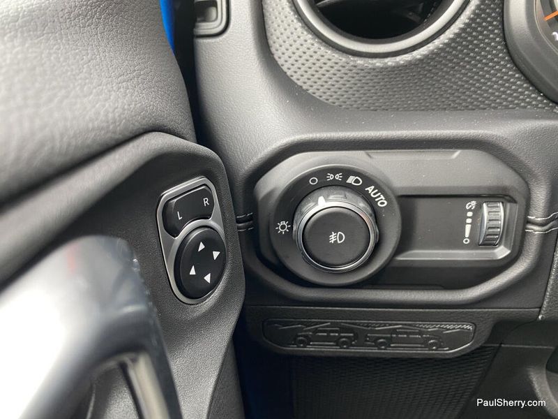 New 2026 Jeep Wrangler 4-door Rubicon X