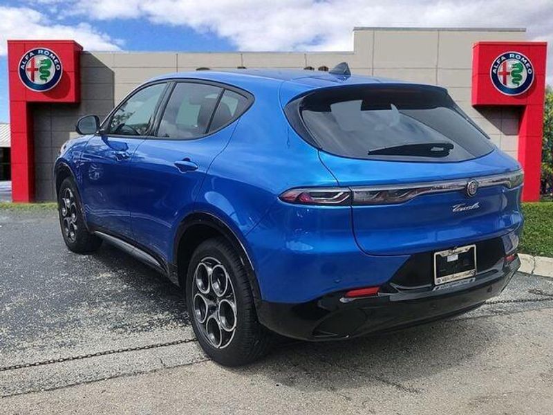 2025 Alfa Romeo Tonale photo 6