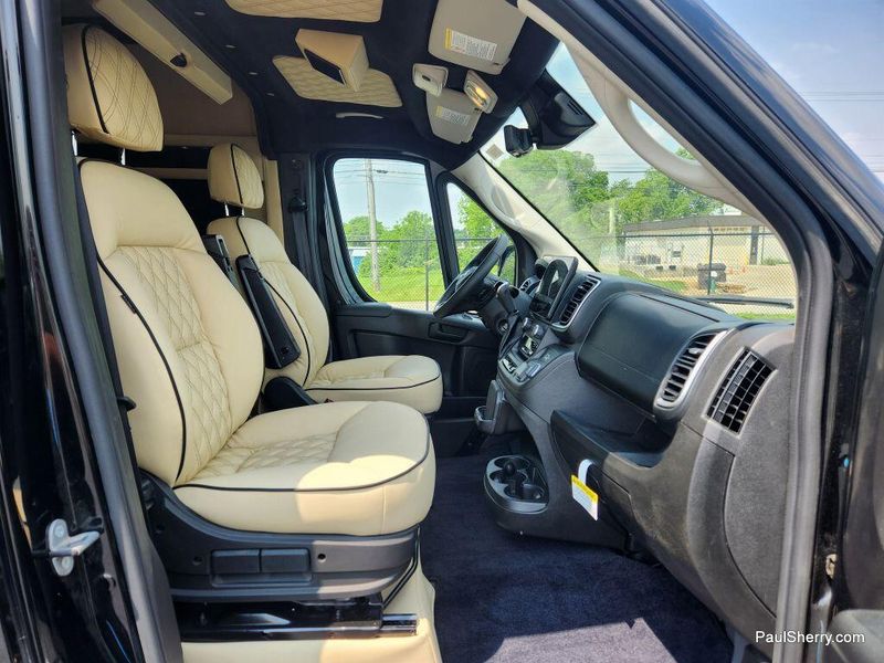 2024 RAM Promaster 2500 Slt+ Window Van High Roof 159