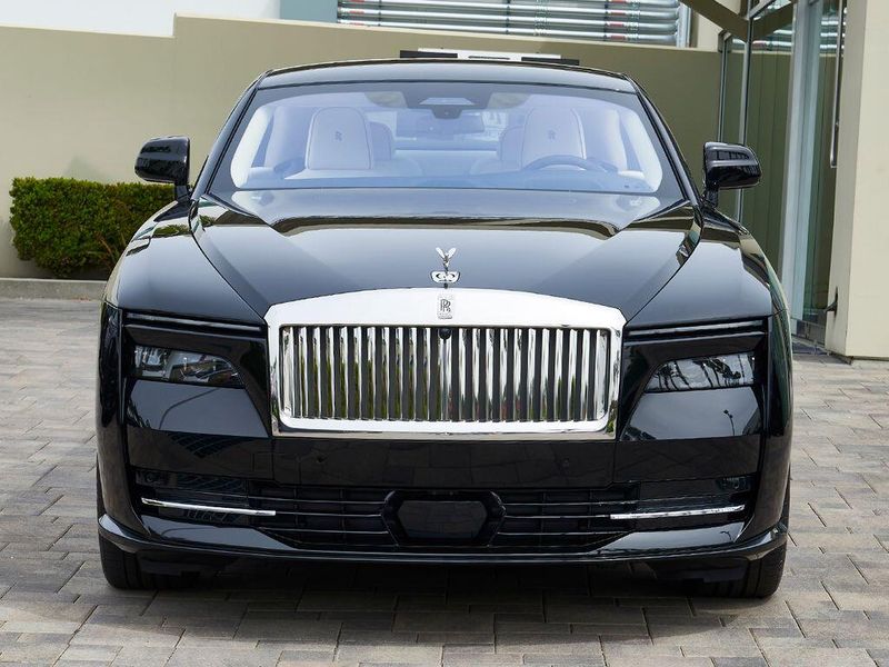 New 2026 Rolls-Royce Spectre Image 7