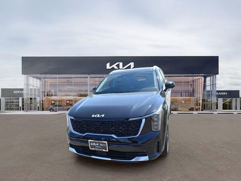 New 2026 Kia Sorento SXImage 8