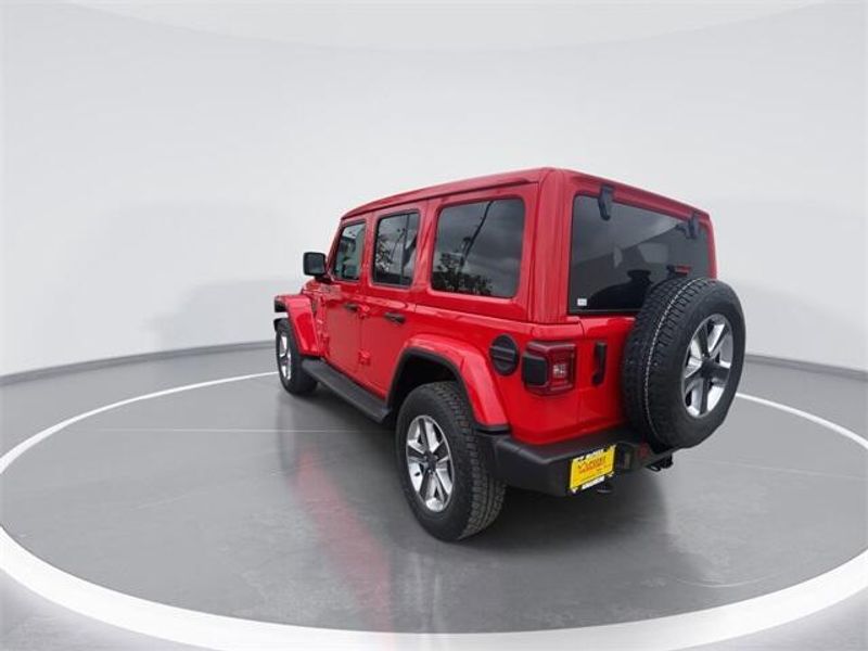 2021 Jeep Wrangler Unlimited SaharaImage 6