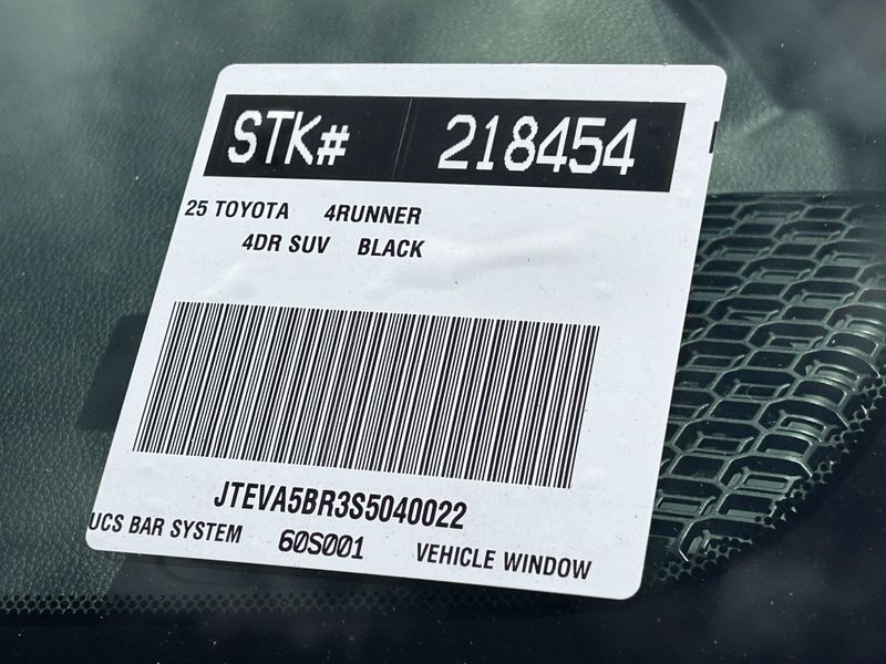 New 2025 Toyota 4Runner SR5Image 23