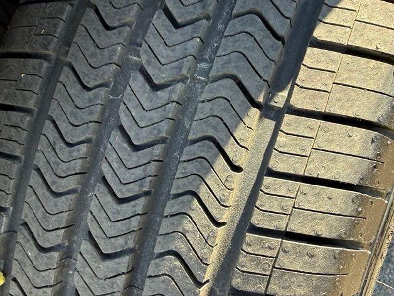 Used 2023 BMW 5 Series 540iImage 30