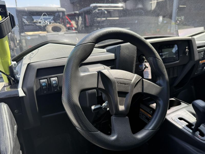 Used 2024 Kawasaki TERYX4 S LE Image 3