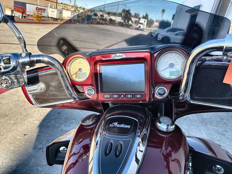 Used 2017 Indian Motorcycle Roadmaster Image 25