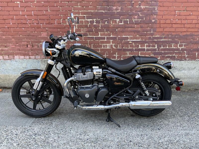 New 2024 Royal Enfield SUPER METEOR 650 MID 