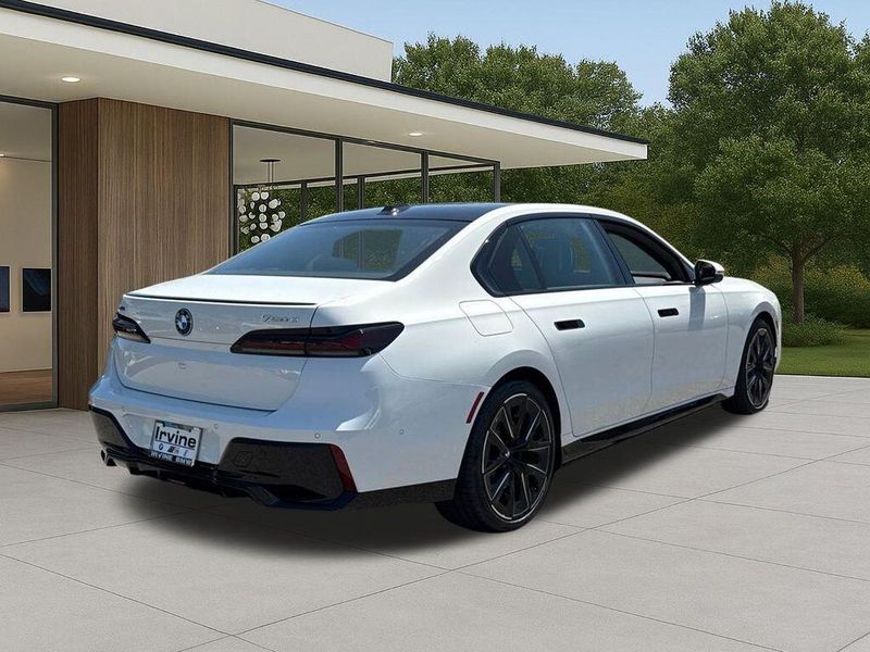 New 2026 BMW 7 Series 750e xDriveImage 8