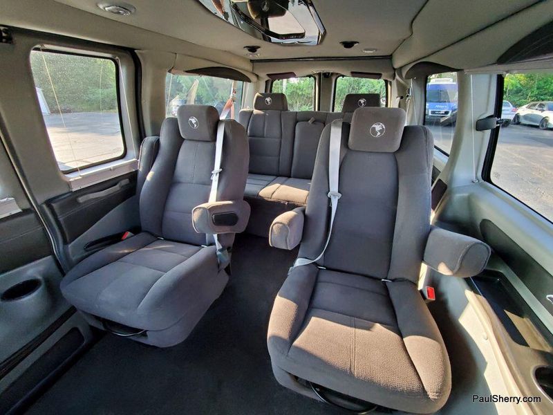Used 2019 Chevrolet Express 2500 Image 21