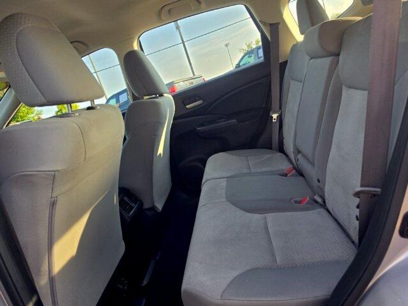 Used 2016 Honda CR-V LXImage 18