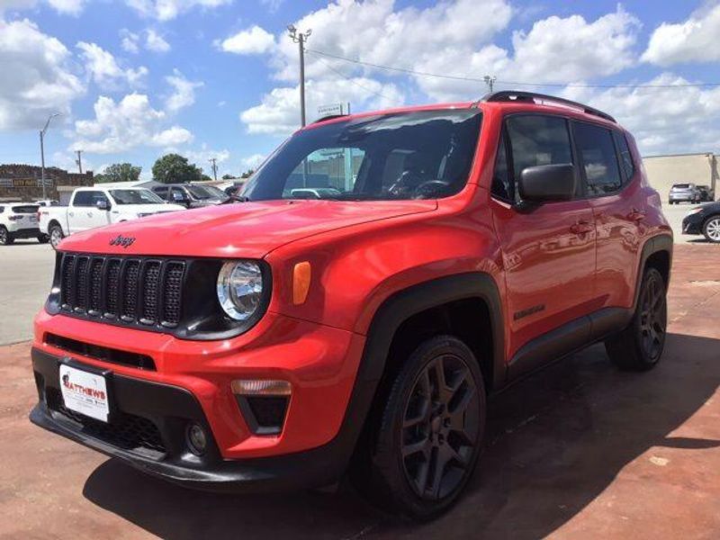 Used 2021 Jeep Renegade LatitudeImage 1