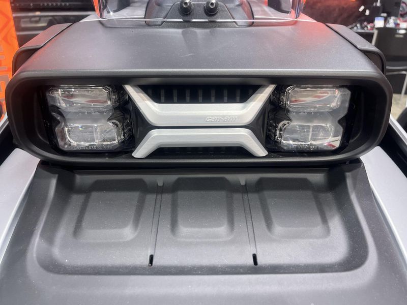 New 2025 Can-Am CANYON XT Image 13