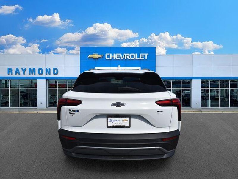 New 2026 Chevrolet Blazer EV LTImage 5