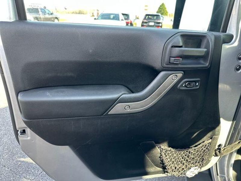 2013 Jeep Wrangler JK Sport