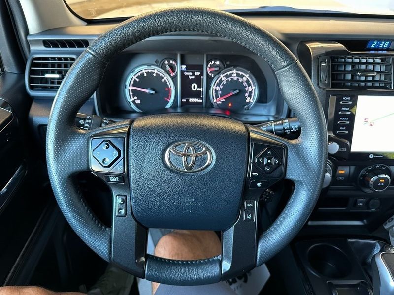 2022 Toyota 4Runner TRD Off-Road PremiumImage 2