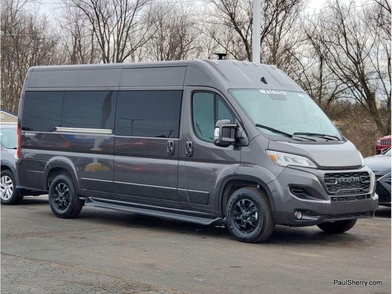 New 2024 RAM Promaster 3500 Slt+ Window Van High Roof 159
