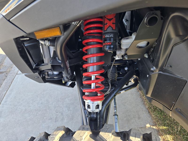 2025 Polaris RZR PRO XP ULTIMATE ONYX BLACK Image 20