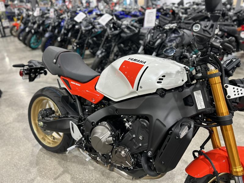 New 2025 Yamaha XSR900 Image 10