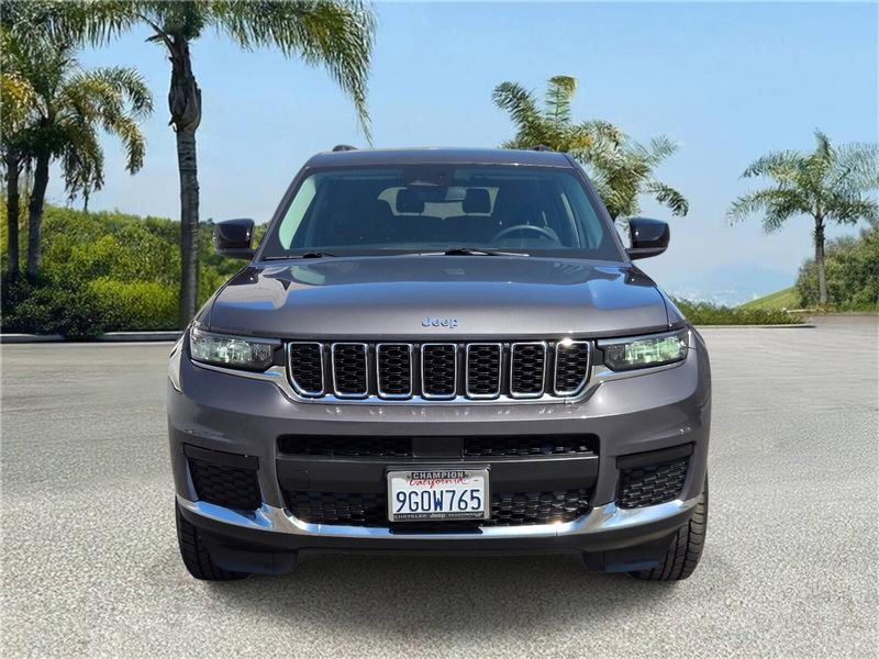 Used 2023 Jeep Grand Cherokee L Laredo 4x2