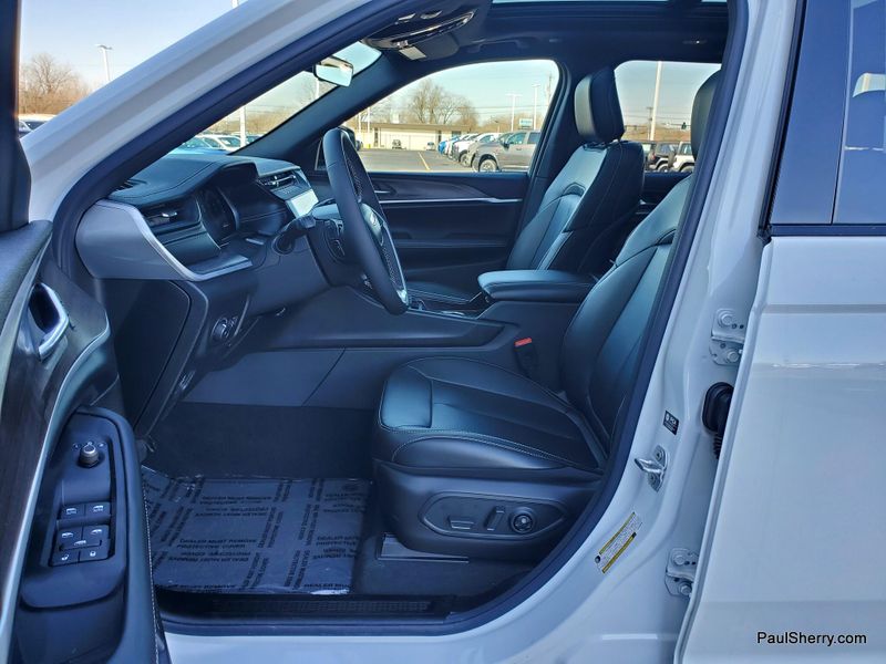 New 2026 Jeep Grand Cherokee Limited 4x4
