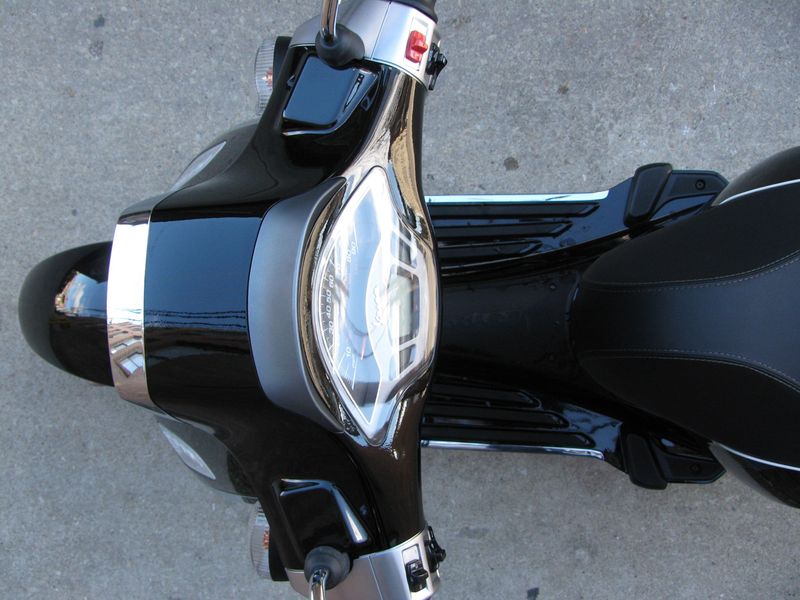 2023 Vespa Sprint 50   in a Nero Deciso exterior color. Motoworks Chicago 312-738-4269 motoworkschicago.com 