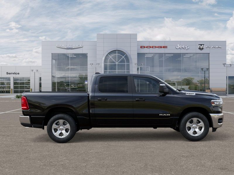 2025 RAM 1500 Tradesman Crew Cab 4x4 5'7' Box