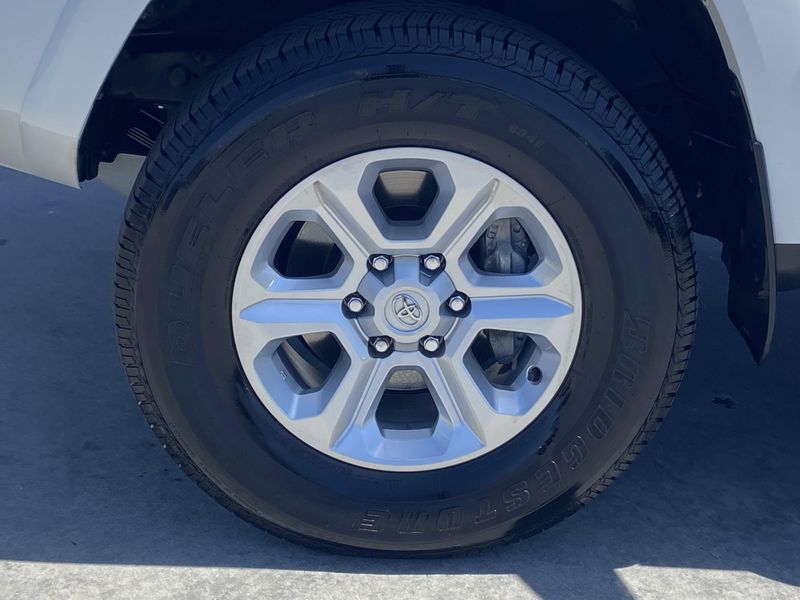 2023 Toyota 4Runner SR5Image 10