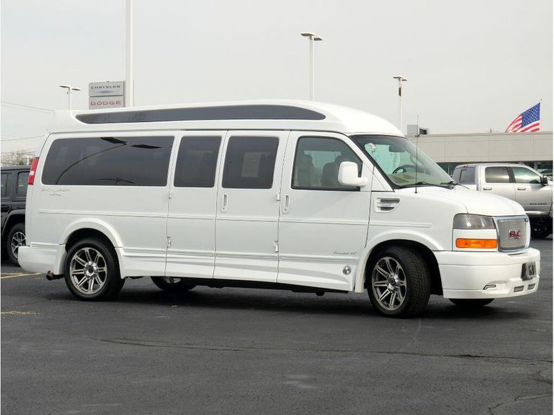 2018 GMC Savana 2500 Image 8