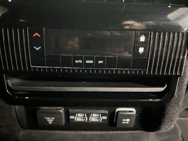 2022 Jeep Wagoneer Series IImage 14