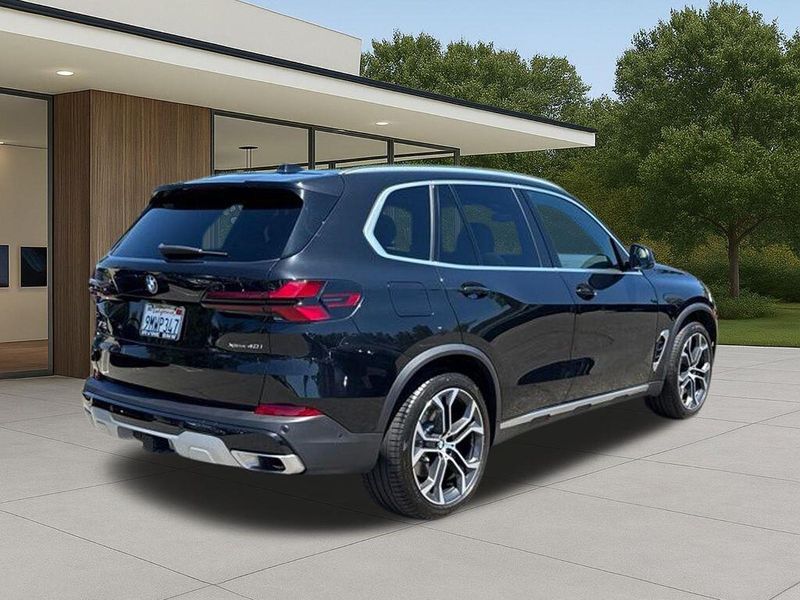 Used 2025 BMW X5 xDrive40iImage 8