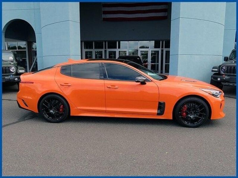 2019 Kia Stinger GTSImage 2