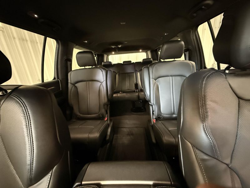 2027 Jeep Grand Wagoneer Long Wheelbase 4x4Image 25