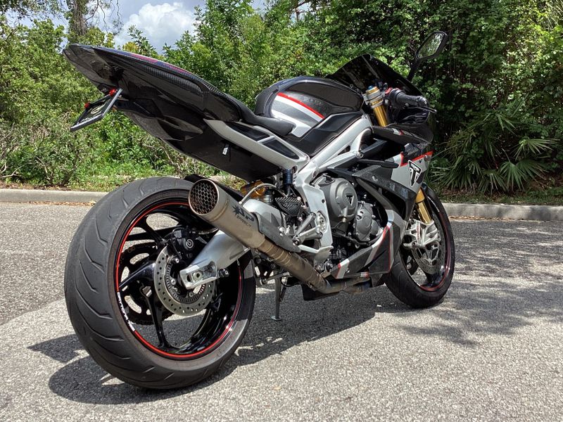 2020 Triumph DAYTONA 765 MOTO 2 LIMITED 